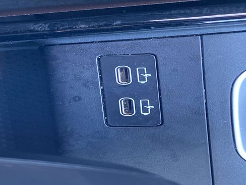 Used 2025 BMW X1 xDrive28i w/ Premium Package image 25