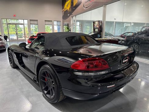 Used 2004 Dodge Viper SRT-10 RWD image 49