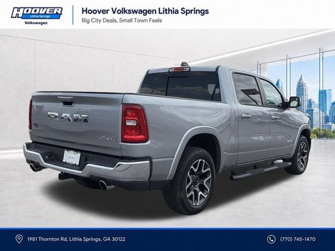 Used 2025 RAM 1500 Laramie AWD/4WD image 5