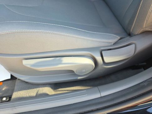 Used 2023 Hyundai Elantra SEL w/ Convenience Package image 24
