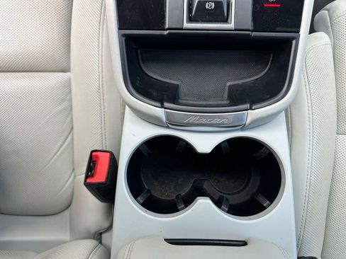 Certified 2023 Porsche Macan S image 29