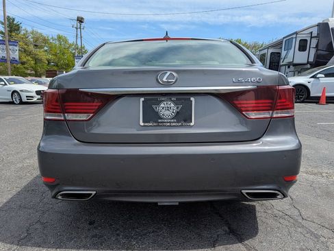 Used 2013 Lexus LS 460 AWD w/ Comfort Pkg image 9