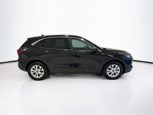 Used 2023 Ford Escape Active image 7