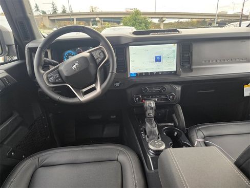 New 2025 Ford Bronco Big Bend w/ Black Diamond Package image 11