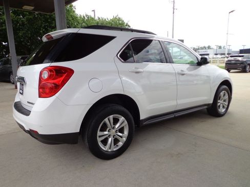 Used 2010 Chevrolet Equinox LT w/ Vehicle Interface Package FWD image 5