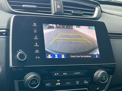 Used 2022 Honda CR-V Touring image 19