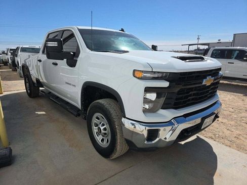 Used 2025 Chevrolet Silverado 3500 W/T w/ WT/CX Safety Package image 4