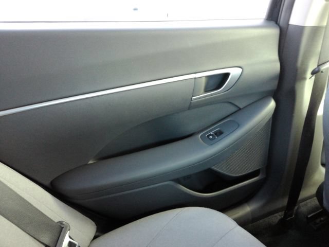 Used 2022 Hyundai Sonata SE FWD image 28