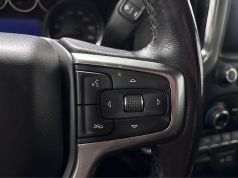 Used 2021 Chevrolet Silverado 1500 LT Trail Boss w/ Convenience Package II AWD/4WD image 19