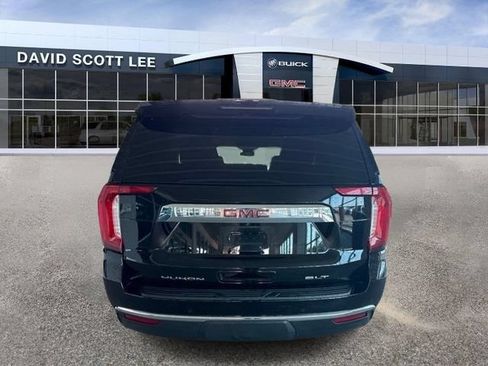 Used 2023 GMC Yukon SLT w/ SLT Premium Package RWD image 7