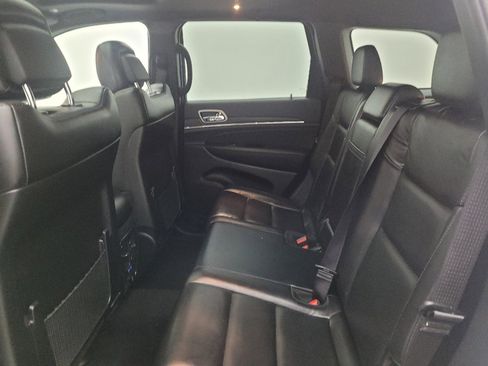 Used 2022 Jeep Grand Cherokee Limited image 18