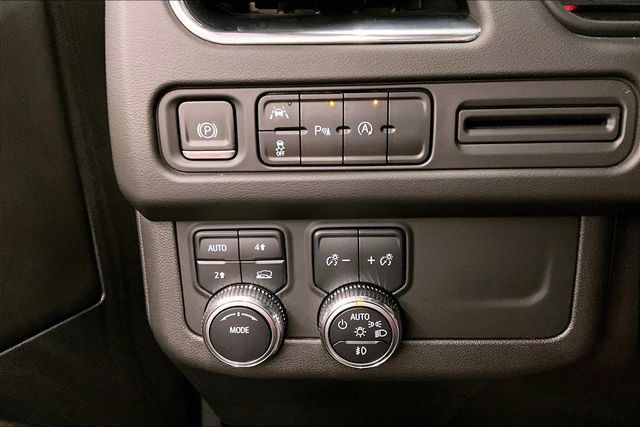 Used 2023 GMC Yukon SLT AWD/4WD image 39