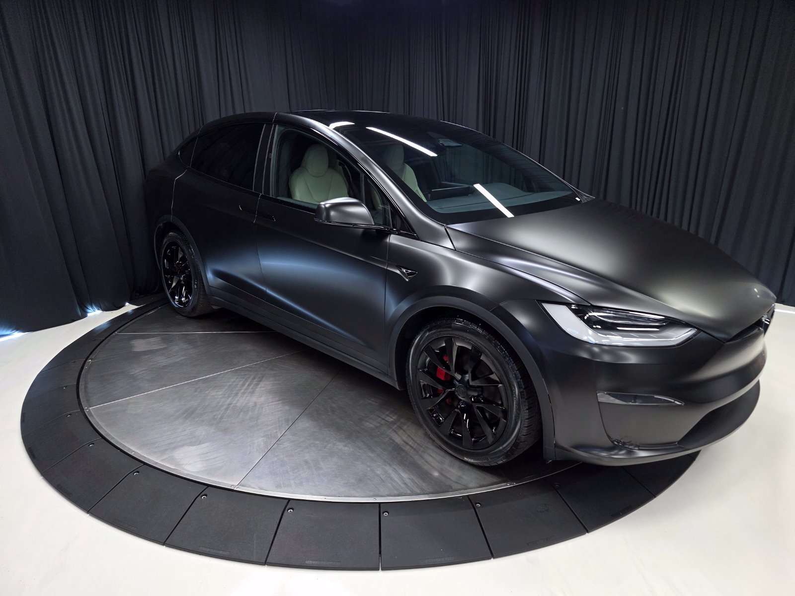 Used 2023 Tesla Model X Plaid AWD/4WD image 15