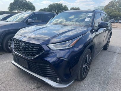 Used 2022 Toyota Highlander XSE