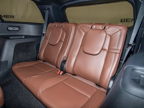 Used 2026 Lincoln Aviator Reserve AWD/4WD image 15