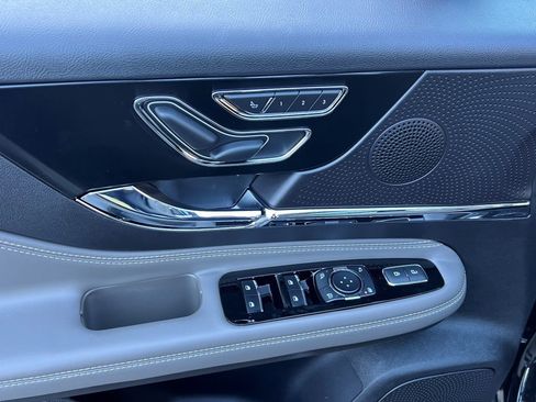 New 2026 Lincoln Corsair Premiere image 12