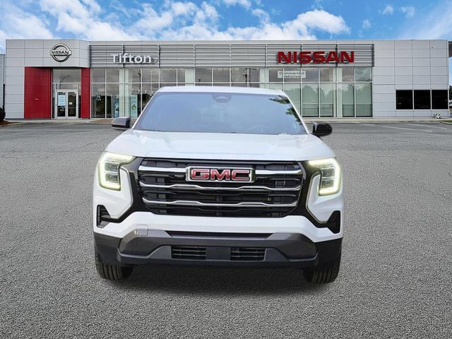 Used 2026 GMC Terrain Elevation FWD image 2