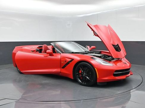 Used 2015 Chevrolet Corvette Stingray Convertible w/ 2LT Preferred Equipment Group RWD image 60