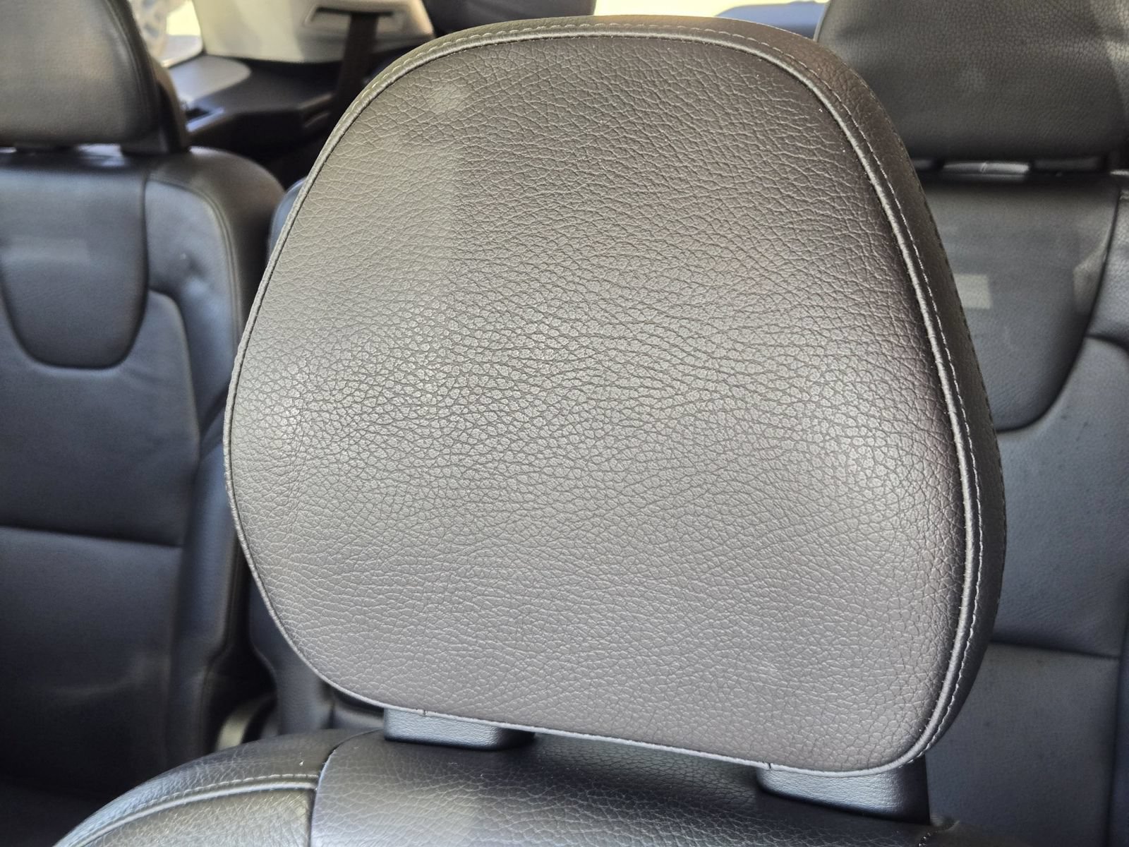 Used 2018 Volvo XC90 T6 Momentum w/ Momentum Plus Package AWD/4WD image 24