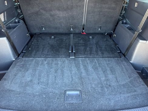 Used 2024 Volkswagen Atlas SE image 11