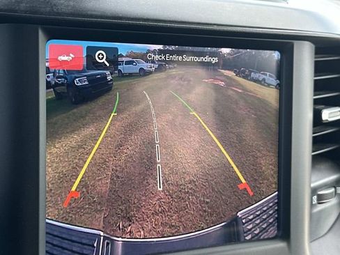 Used 2024 RAM 2500 Big Horn image 32