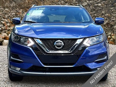 Used 2021 Nissan Rogue Sport SV AWD/4WD image 3