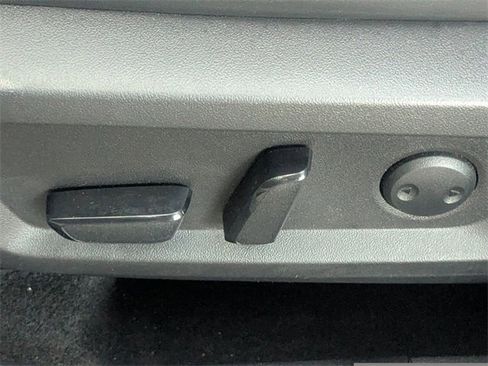 Used 2022 Mitsubishi Outlander SE image 20