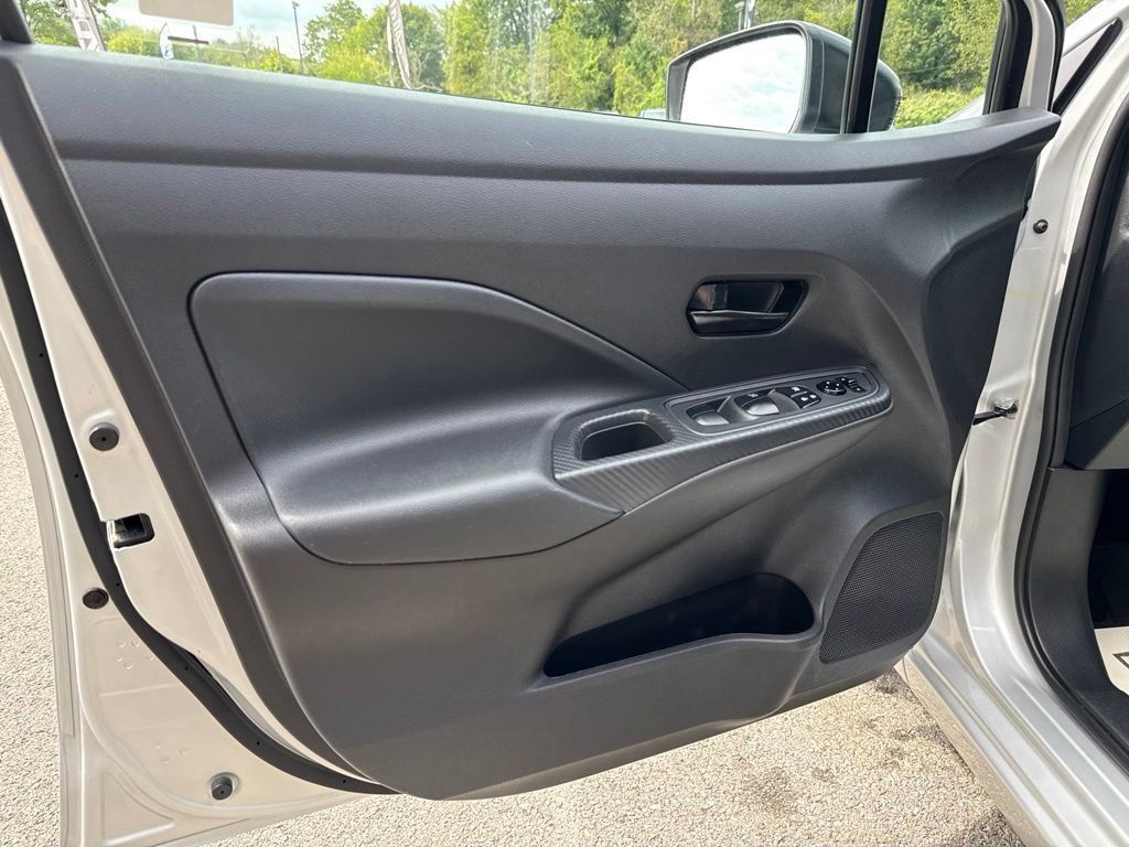 Used 2025 Nissan Versa S w/ Trunk Package FWD image 20