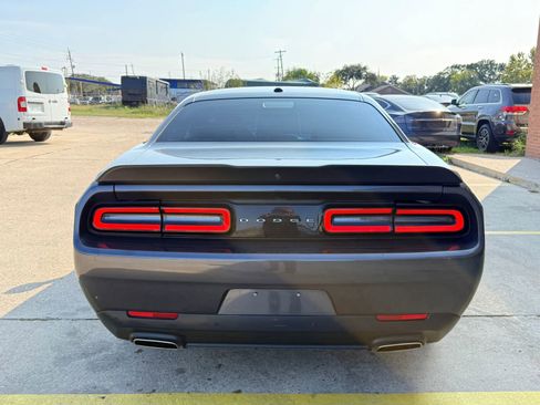 Used 2023 Dodge Challenger GT image 7