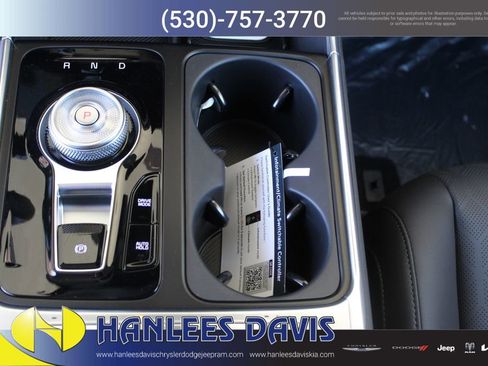 New 2026 Kia Carnival EX image 21