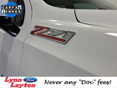 Used 2024 Chevrolet Suburban Z71 w/ Luxury Package image 10