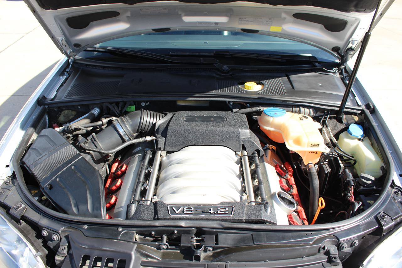 Used 2005 Audi S4 Avant AWD/4WD image 13