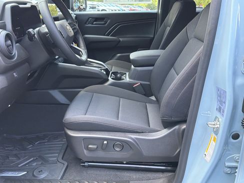 New 2026 Chevrolet Colorado W/T w/ WT Custom Package AWD/4WD image 9