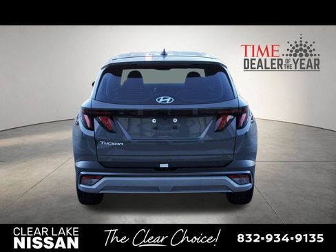 Used 2025 Hyundai Tucson SE FWD image 6