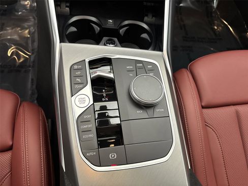 New 2026 BMW 330i xDrive Sedan w/ M Sport Package image 23