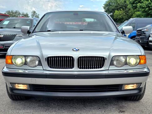 Used 2000 BMW 740i RWD image 7
