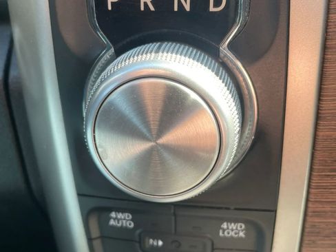 Used 2017 RAM 1500 Laramie w/ Convenience Group image 9