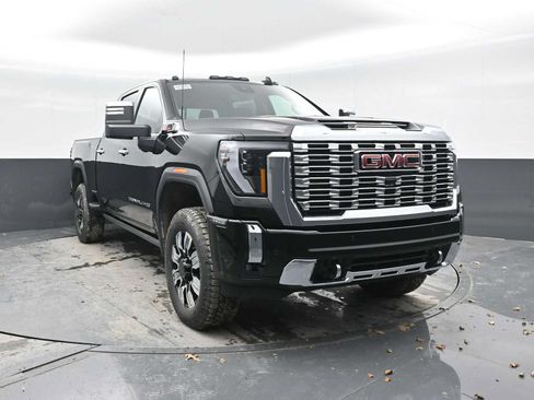 Used 2026 GMC Sierra 2500 Denali w/ Denali Reserve Package AWD/4WD image 7