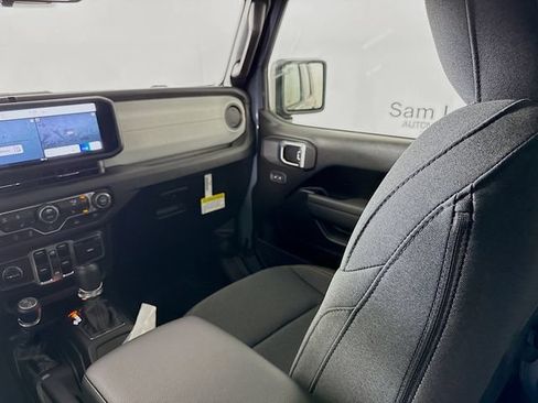 New 2026 Jeep Wrangler Unlimited Sport AWD/4WD image 23