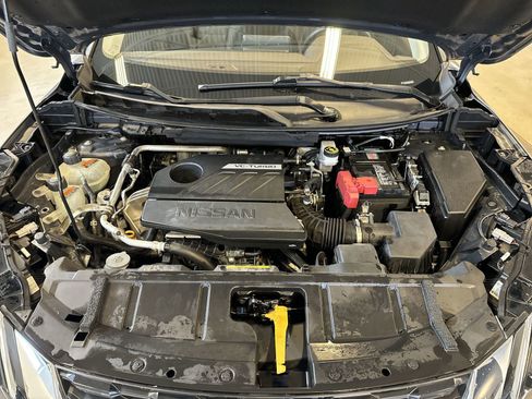 Certified 2022 Nissan Rogue SV image 28