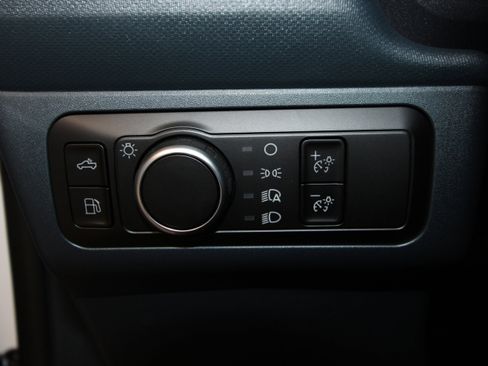 New 2025 Ford Maverick XL image 7