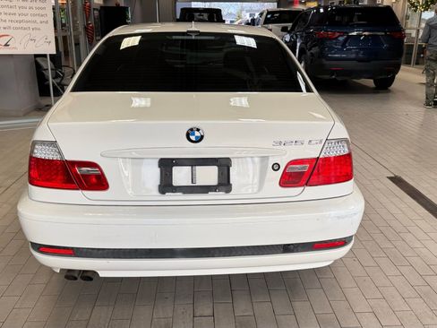 Used 2004 BMW 325Ci Coupe image 4