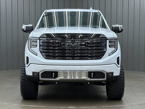 Used 2026 GMC Sierra 1500 Denali Ultimate AWD/4WD image 8