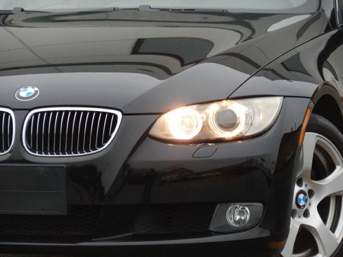 Used 2009 BMW 328i xDrive Coupe AWD/4WD image 4