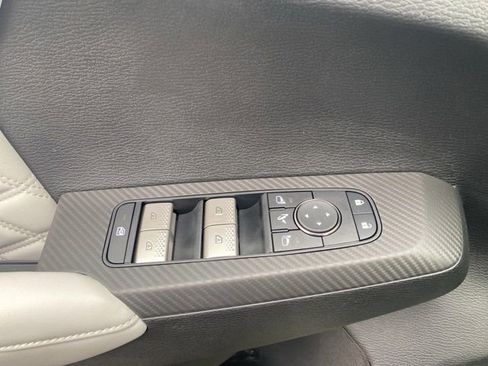 New 2025 Mitsubishi Outlander SEL image 18