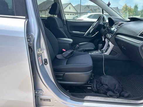Used 2017 Subaru Forester 2.5i Premium w/ All-Weather Package AWD/4WD image 14