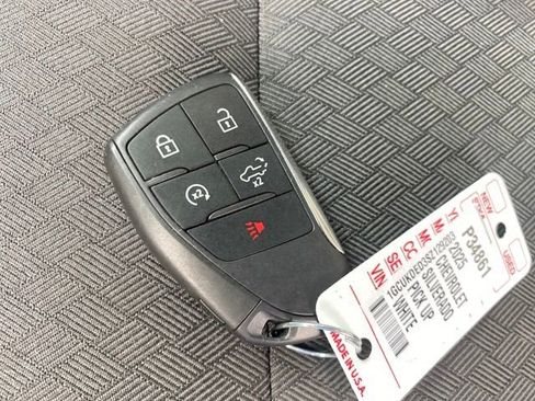 Certified 2025 Chevrolet Silverado 1500 LT image 25