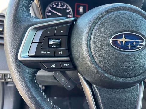 Used 2022 Subaru Outback Premium image 19