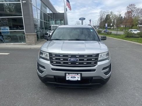 Used 2016 Ford Explorer 4WD image 3