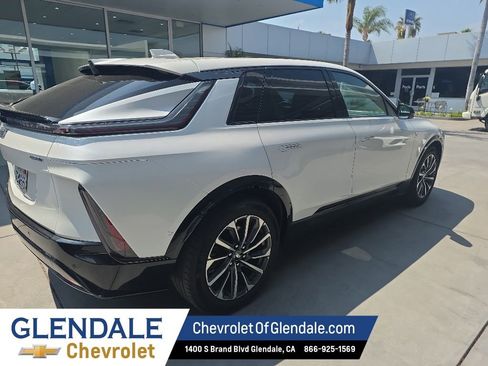 Certified 2024 Cadillac Lyriq Sport RWD image 10